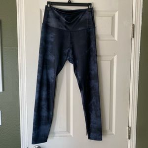 Beyond Yoga Navy Cloud Leggings